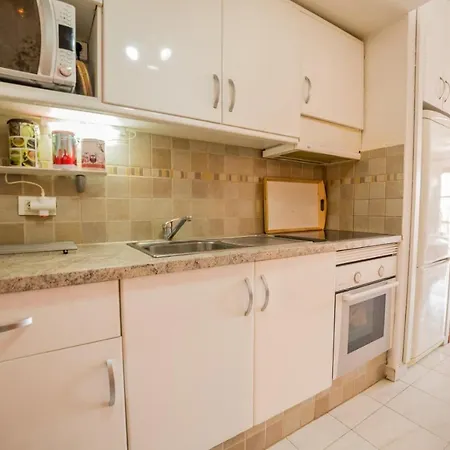 Royale Sun Apartment *