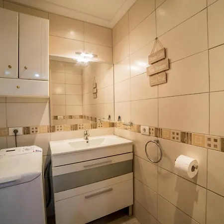 Royale Sun Apartment *